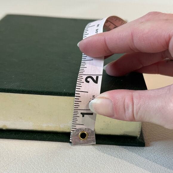 Vintage Jewelry Box - Looks Like a Reader’s Digest Condensed Book - Picture 13 of 13